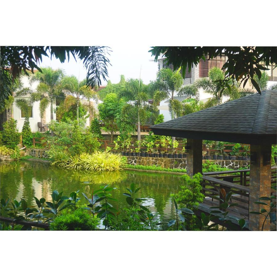 Floating Sanctuary Resort Powered By Cocotel Bulacan Exterior foto