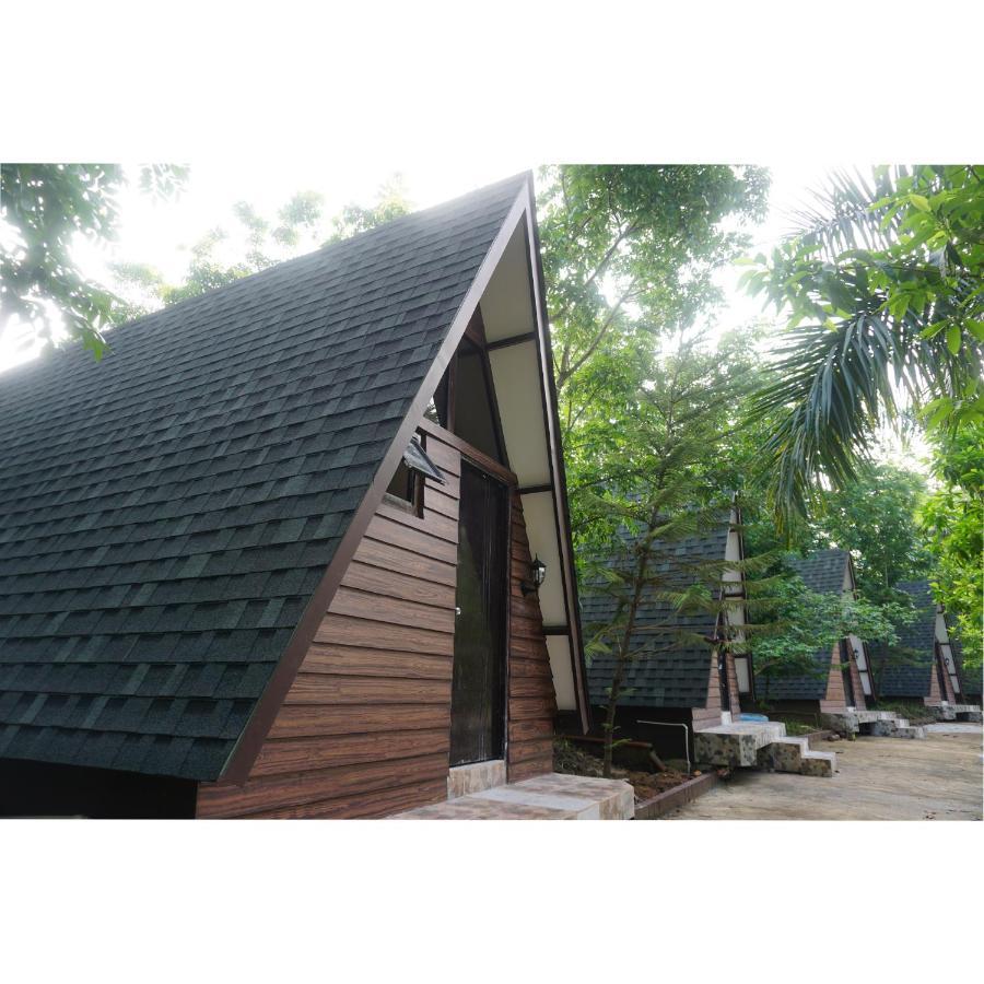 Floating Sanctuary Resort Powered By Cocotel Bulacan Exterior foto